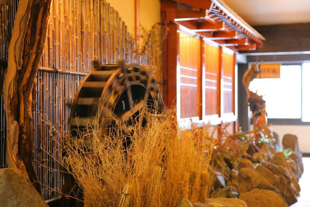 Okada Ryokan Warakutei Takayama  Bagian luar foto